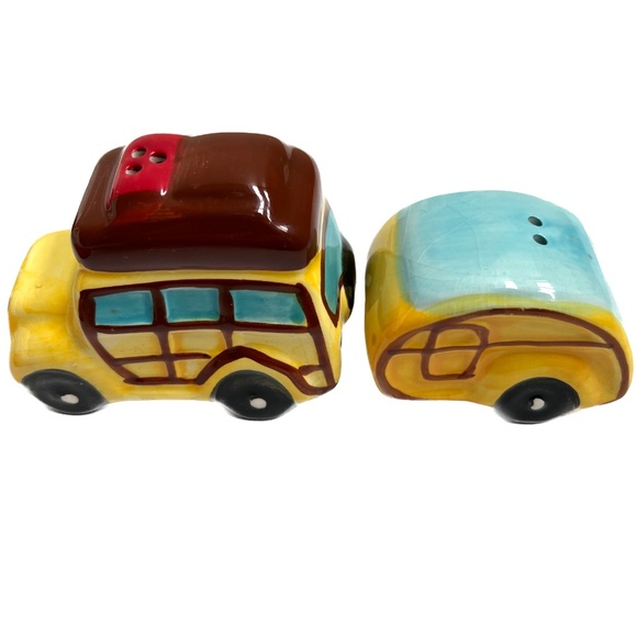 Pier 1 Woody Car And Camper Trailer Salt And Pepper Shakers 2 Pieces Yellow Teal - Picture 1 of 5